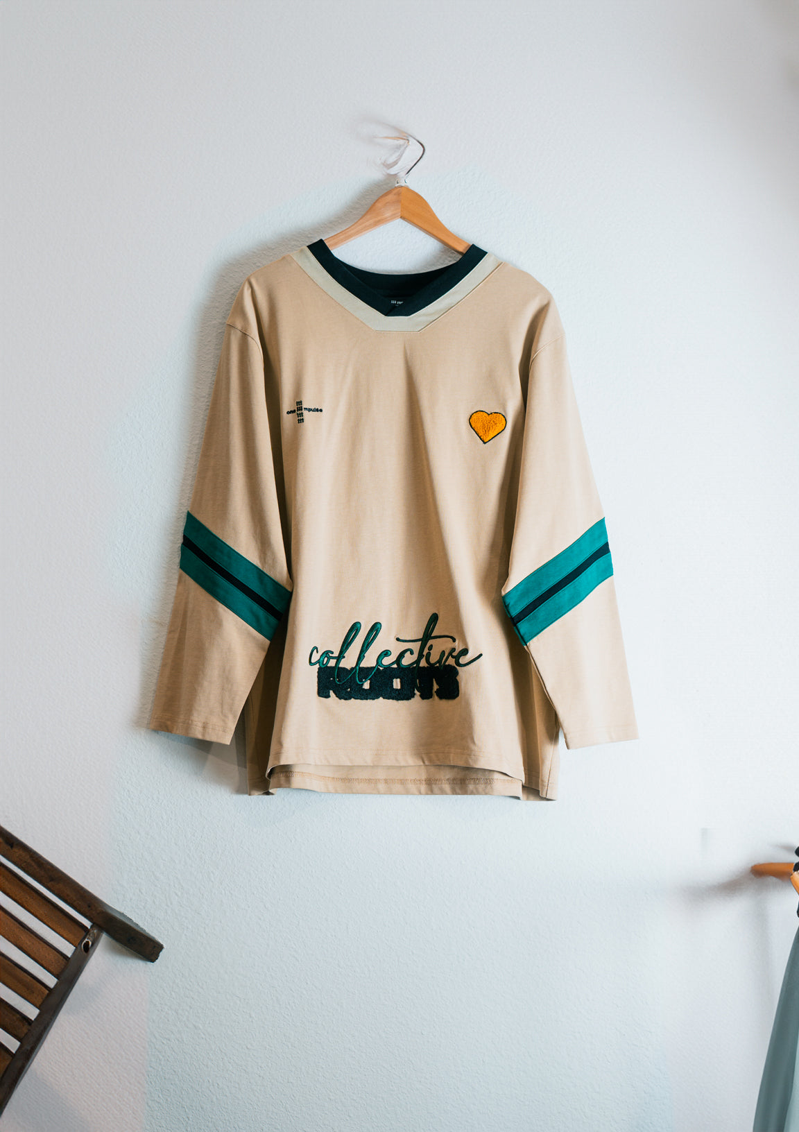 CollectiveRoots Two-Tone Jersey by OneImpulse – view 5